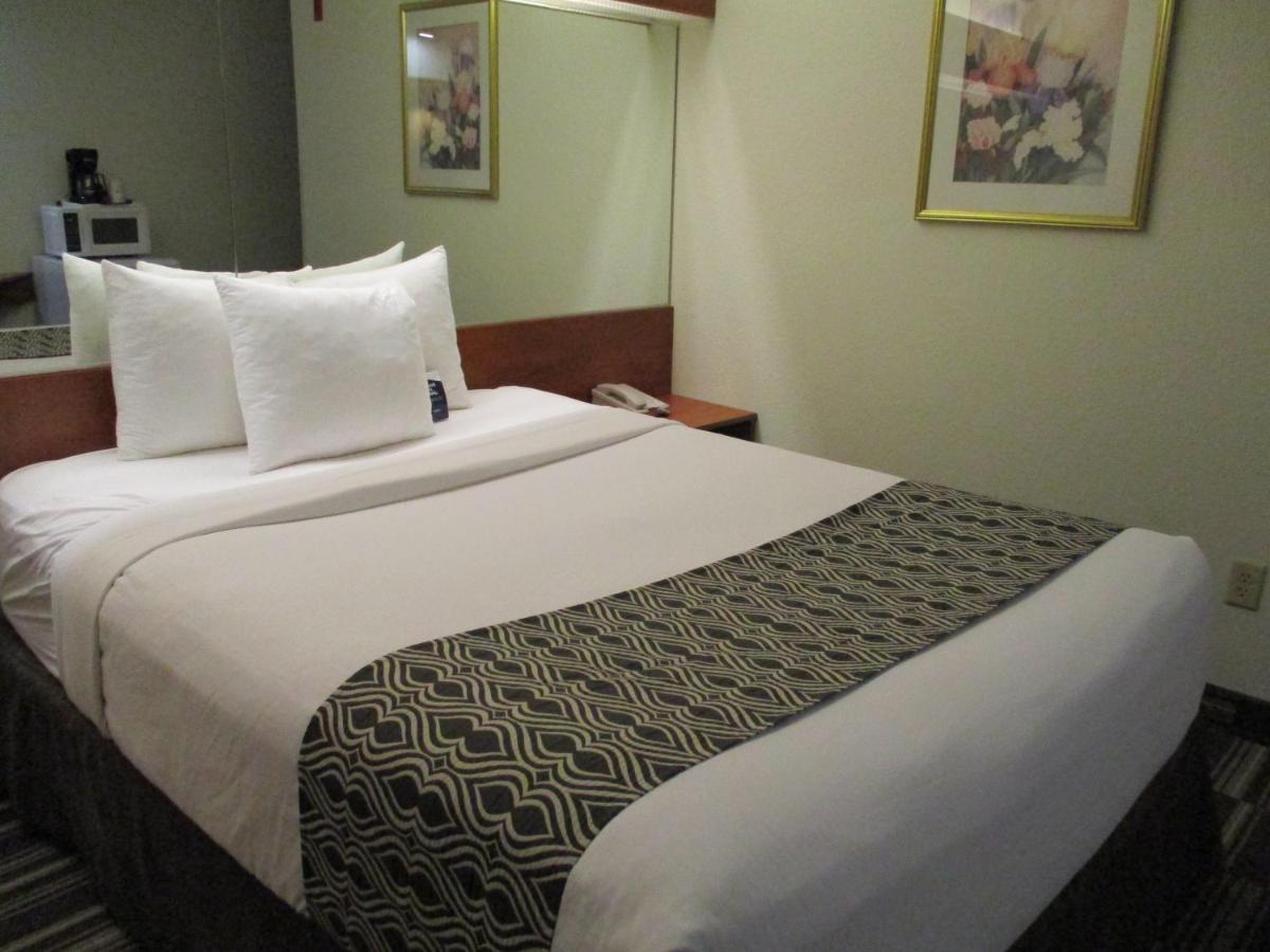 Microtel Inn And Suites - Inver Grove Heights Zewnętrze zdjęcie